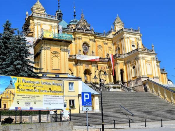Pokoje Goscinne U Reni Wambierzyce Esterno foto